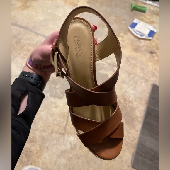 Michael Kors Celia Wedge - Picture 5 of 10